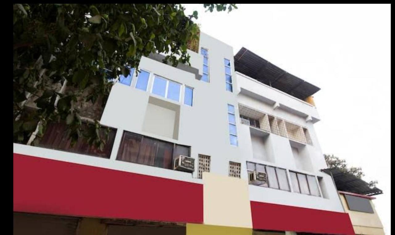 Hotel Swaraj Logde パンベル エクステリア 写真